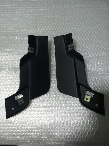 适配 奥迪 A8L D4 前轮 阻尼板 挡泥板 挡泥皮 阻泥板 饰板连