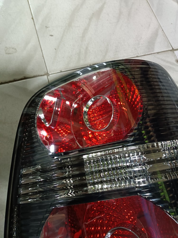 适配大众途安尾灯08-10款11-15款途安尾灯半总成尾灯壳外壳后车灯