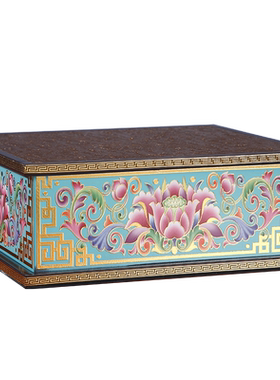 方形放佛像的底座垫高佛像