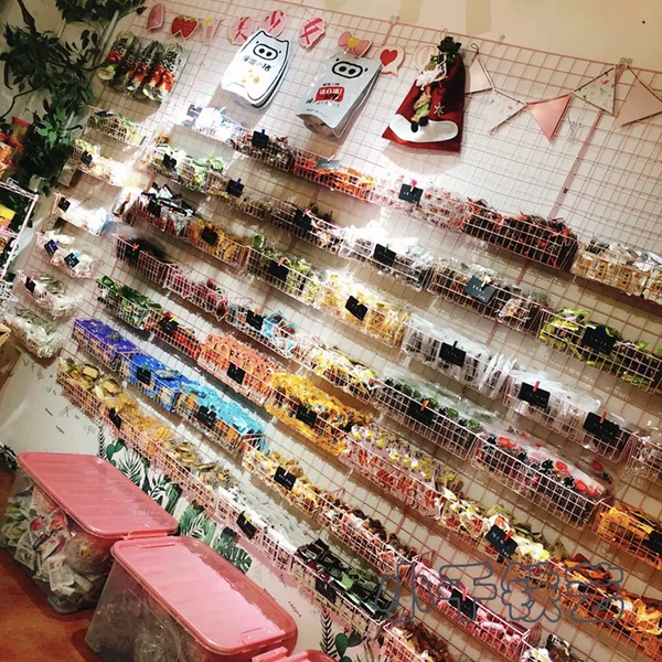 Товары от 巴尼格隆地洞