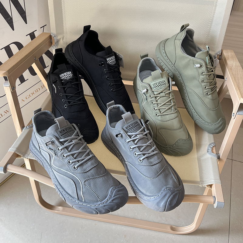 透气雨伞面防滑橡胶底低帮运动鞋