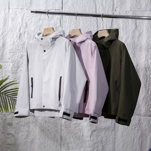 连帽运动休闲登山服冲锋衣夹克外套 新品 机能防风防泼水 女士秋季