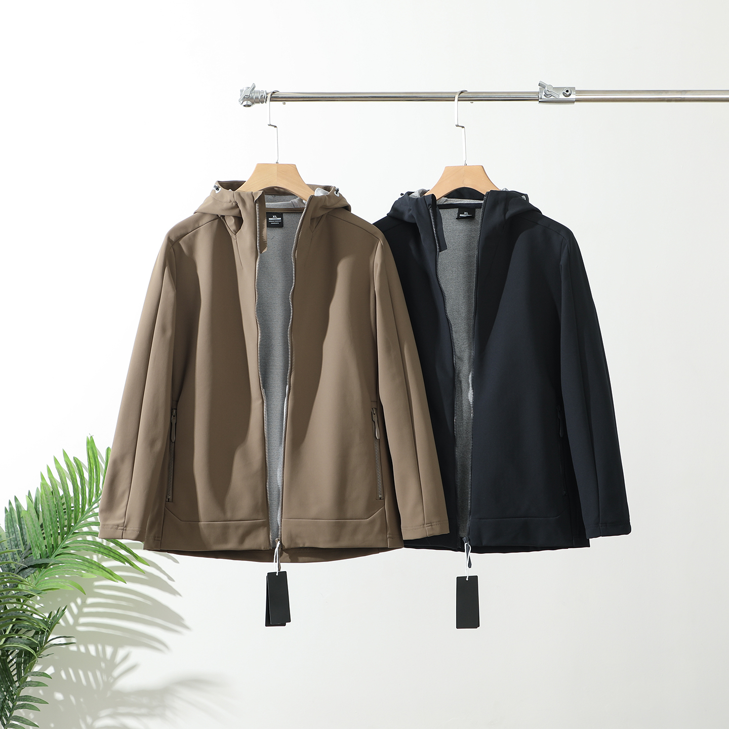 男户外防风防泼水连帽软壳冲锋衣