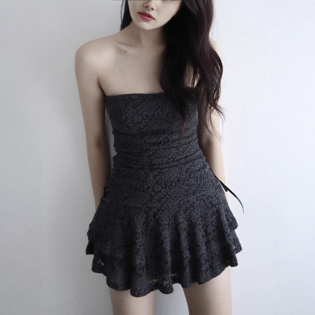 性感蕾丝一字肩抹胸连衣裙短款蛋糕裙Sexy lace strapless dress