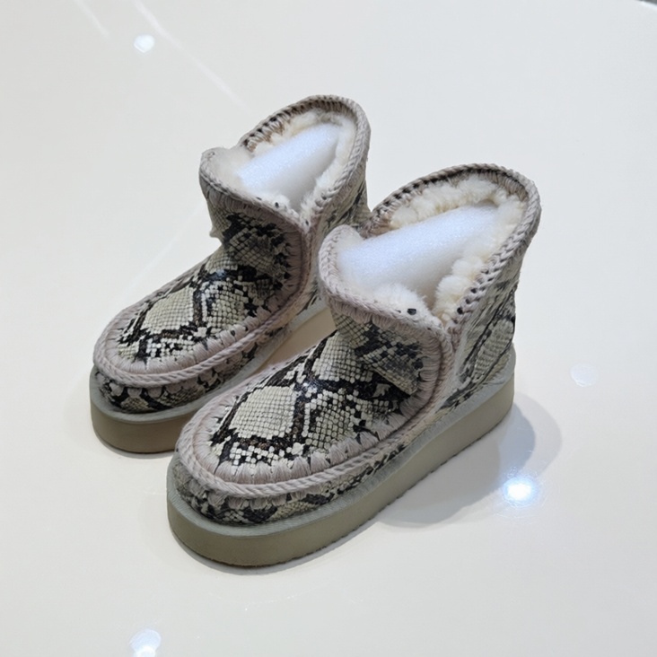 MOU ESKIMO爱斯基摩雪地靴女沙蟒纹色经典短靴松糕轻便保暖加厚底