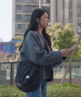 滤镜苏橙橙李兰迪同款包包女2025单肩斜挎包小众百搭大容量布包潮