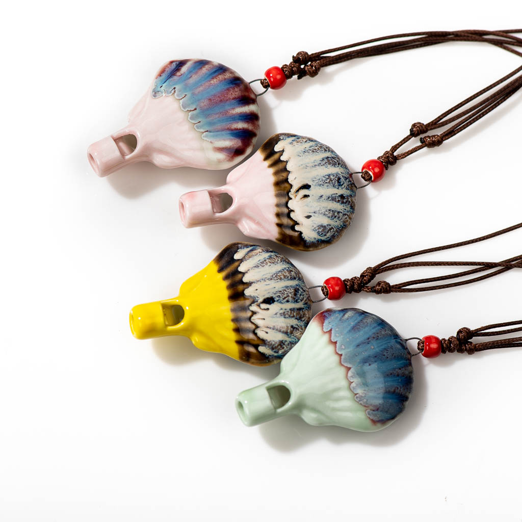 可爱卡通创意扇贝陶瓷口哨可吹响哨子项链吊坠首饰品 X834