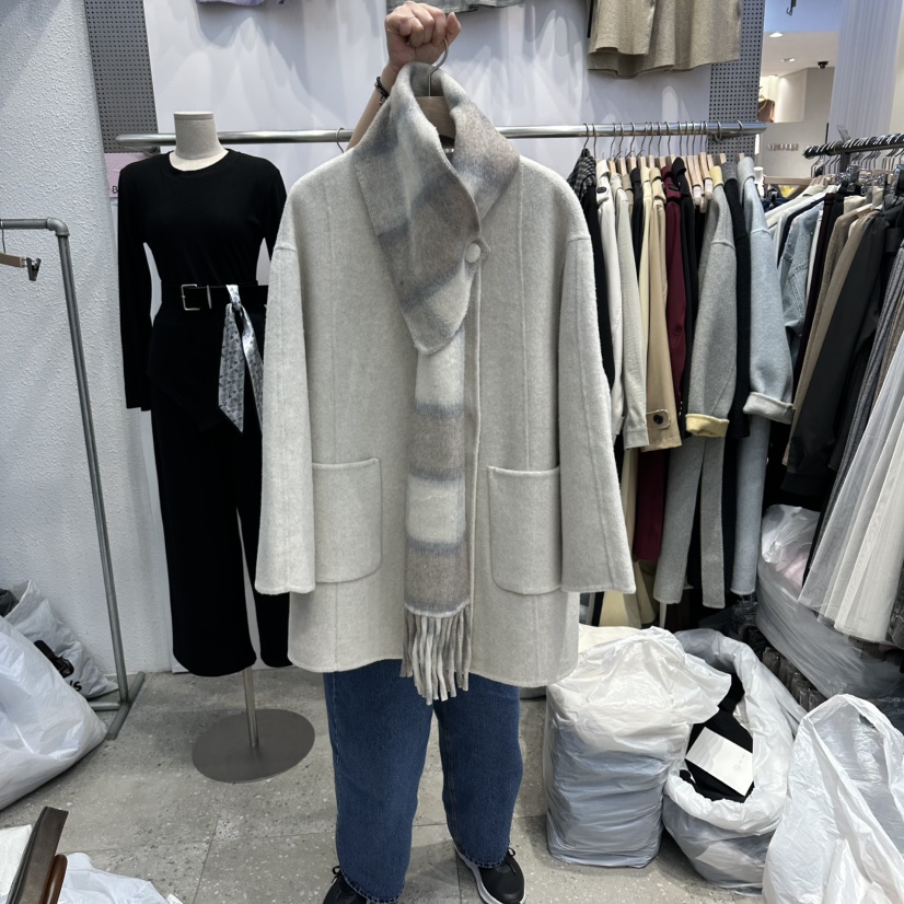 BLOOM-Q韩国代购㊣女装新款人气休闲短款大衣手工制作含围巾