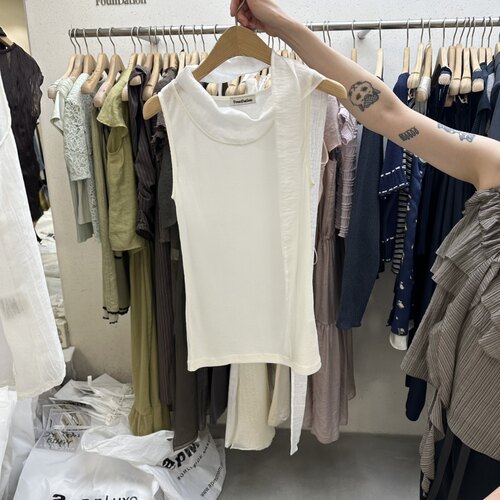 FOUNDATION㊣韩国东大门直邮女士新品26春夏吊带背心含围巾