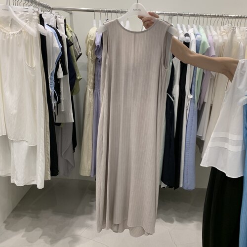 ALMOND韩国代购㊣女装新品休闲26春夏推荐人气时尚热卖连衣裙