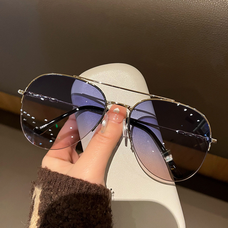 潮流半框男士太阳镜街拍遮阳复古时尚蛤蟆镜防紫外线女飞行员墨镜