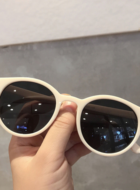2020韩版潮复古少女米色框女墨镜港风ins网红偏光太阳镜圆脸眼镜