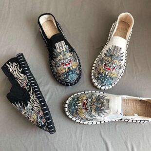 民族风刺绣老北京布鞋男款透气布鞋牛筋底手工帆布鞋防滑豆豆鞋子