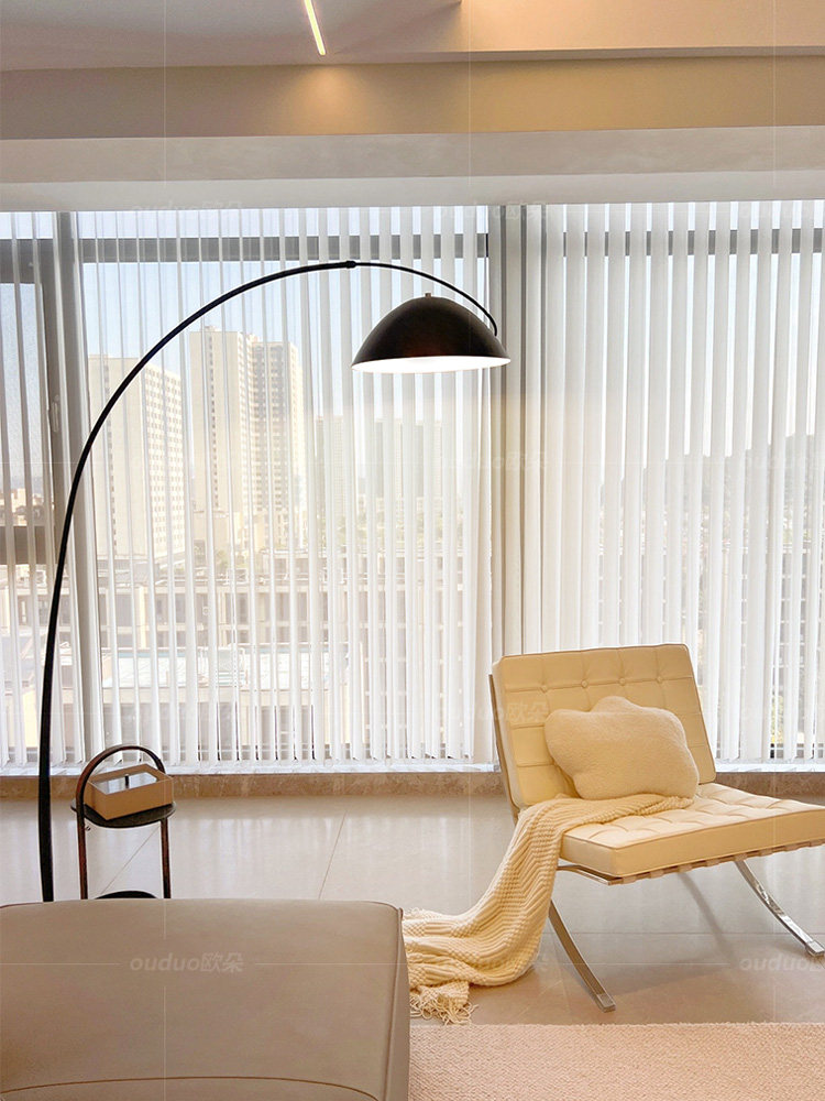 极简客厅落地灯钓鱼灯沙发旁边北欧高级设计感轻奢氛围灯立式台灯