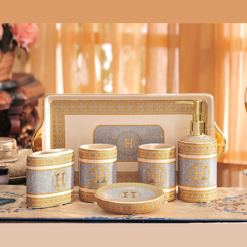 欧式陶瓷卫浴套装浴室洗漱用品乳液瓶牙刷架托盘漱口杯肥皂碟托盘