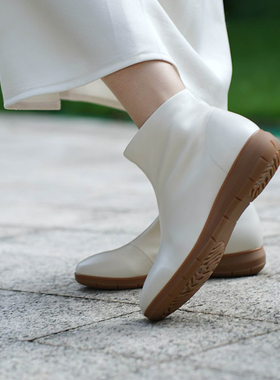 壹家shoes730032羊皮3cm跟高软底散步靴2024秋冬款真皮圆头女短靴