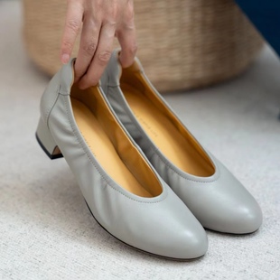 壹家shoes030001羊皮小枕头单鞋 女 3公分防磨脚防掉跟圆头高跟鞋