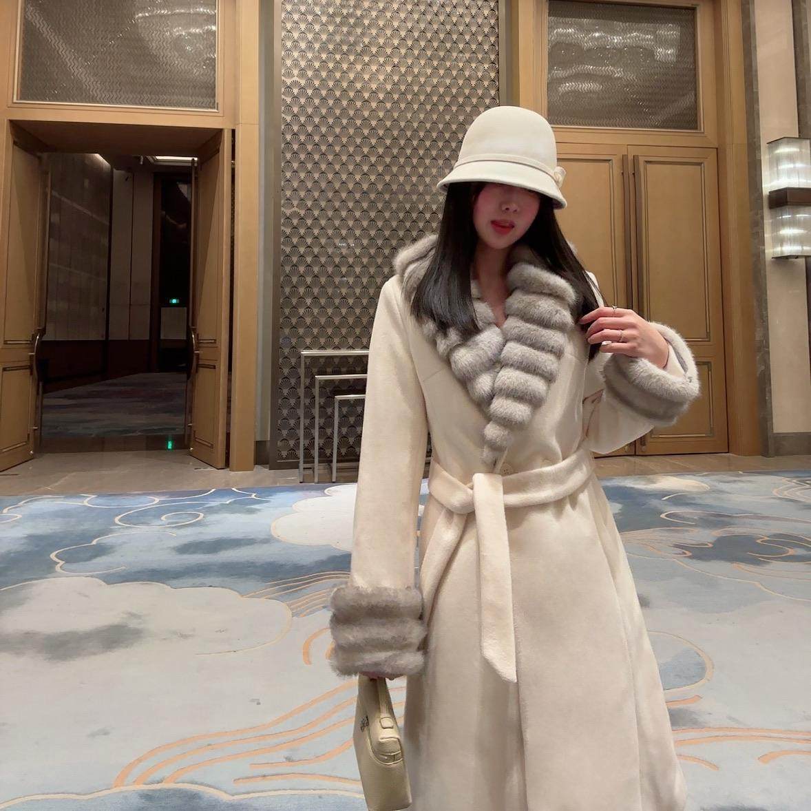 Sinboutique冬季新款白色呢大衣女中长款环保水貂绒毛领毛呢外套