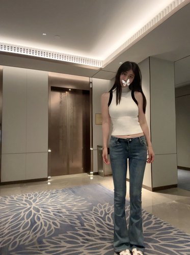 蓝色低腰修身微喇牛仔裤气质夏秋