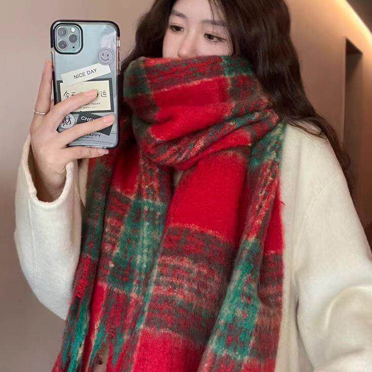 大红色圣诞氛围仿羊绒围巾女冬高级感流苏马海毛加厚围脖学生披肩