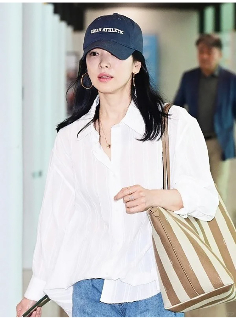现货MOIA宋慧乔同款白色竖条纹棉质宽松休闲百搭简约衬衫2024新品
