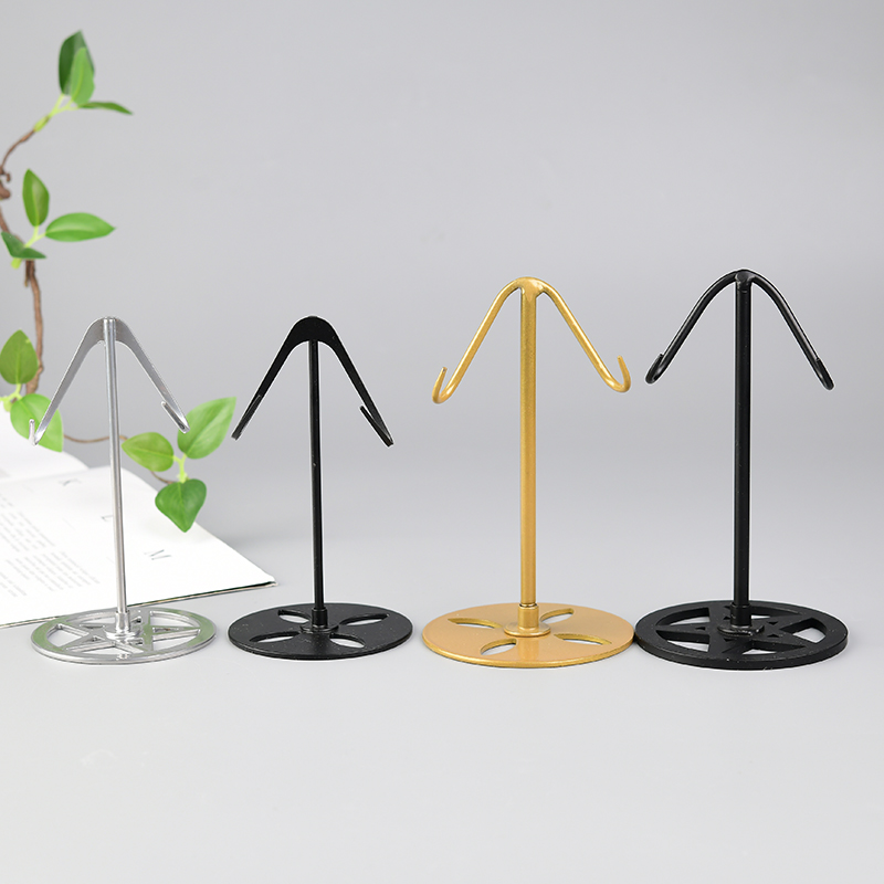 水晶爱心原石矿标心形水晶簇矿石化石标本收纳展示金属底座支架子