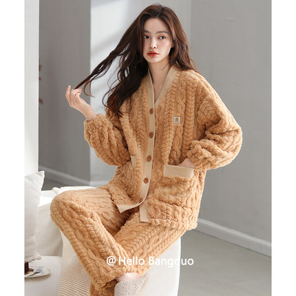 睡衣女款冬季珊瑚绒加厚加绒保暖秋冬法兰绒可外穿冬款家居服套装
