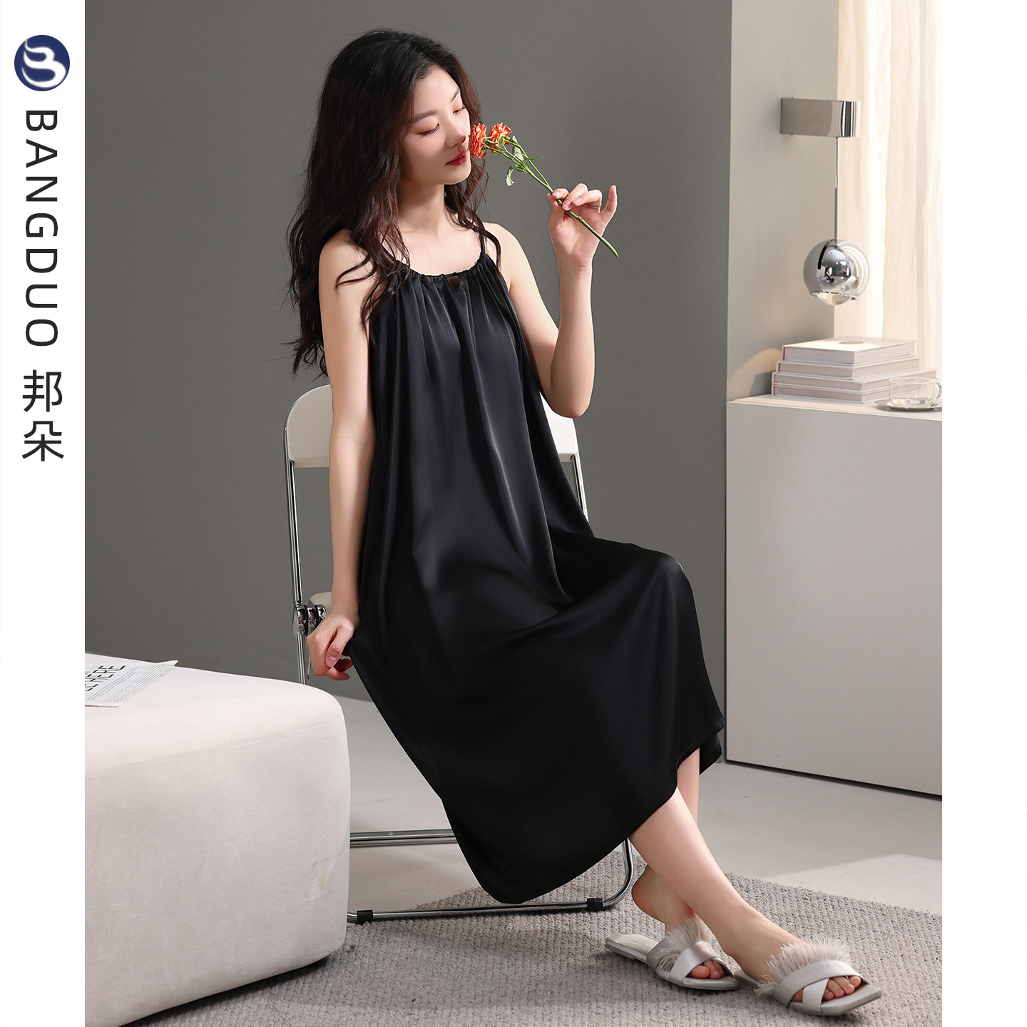 带胸垫吊带睡裙女夏季冰丝连衣裙