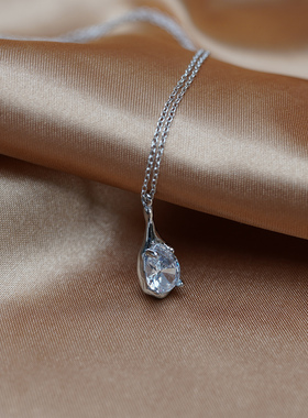 小众轻奢高级感熔岩水滴项链925纯银时尚通勤锁骨链优雅饰品51241