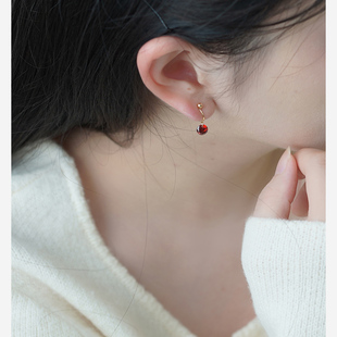 小众复古红锆石耳夹迷你小巧精致耳骨夹简约甜美耳环高级感410170