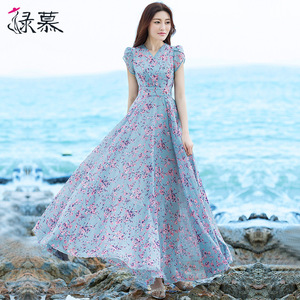 2026夏季新款碎花连衣裙淑女短袖V领长款大摆修身显瘦雪纺长裙女