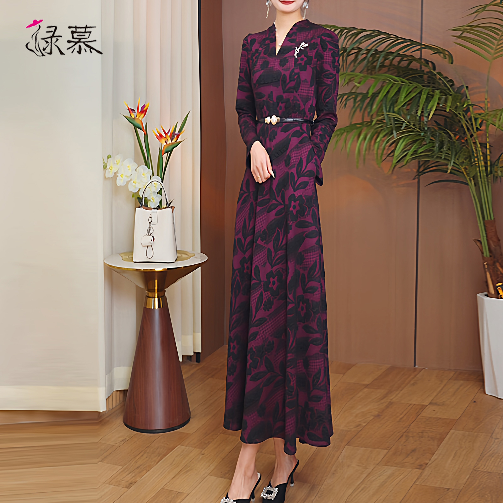 贵夫人气质提花遮肉显瘦长裙