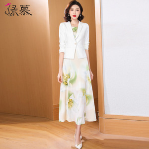 白色小西装套装女2026春夏季新款时尚雪纺印花连衣裙长裙子两件套