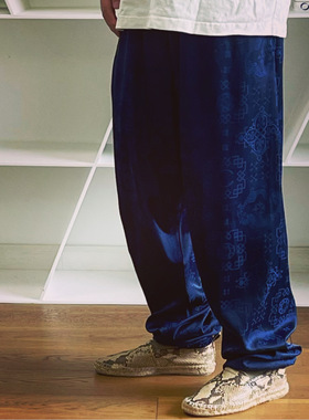 BTTJOB Navy blue silk pants藏青色丝绸轻便陈冠希堆积运动裤