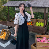 黑色