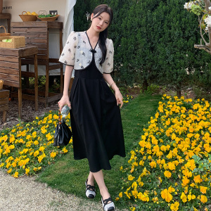新中式国风黑色连衣裙女夏2025新款绝美吊带长裙外搭开衫图片