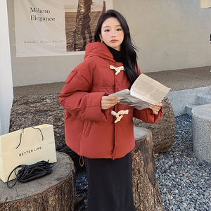 酒红色牛角扣短款羽绒服女2022年冬季新款小个子白鸭绒面包服外套图片