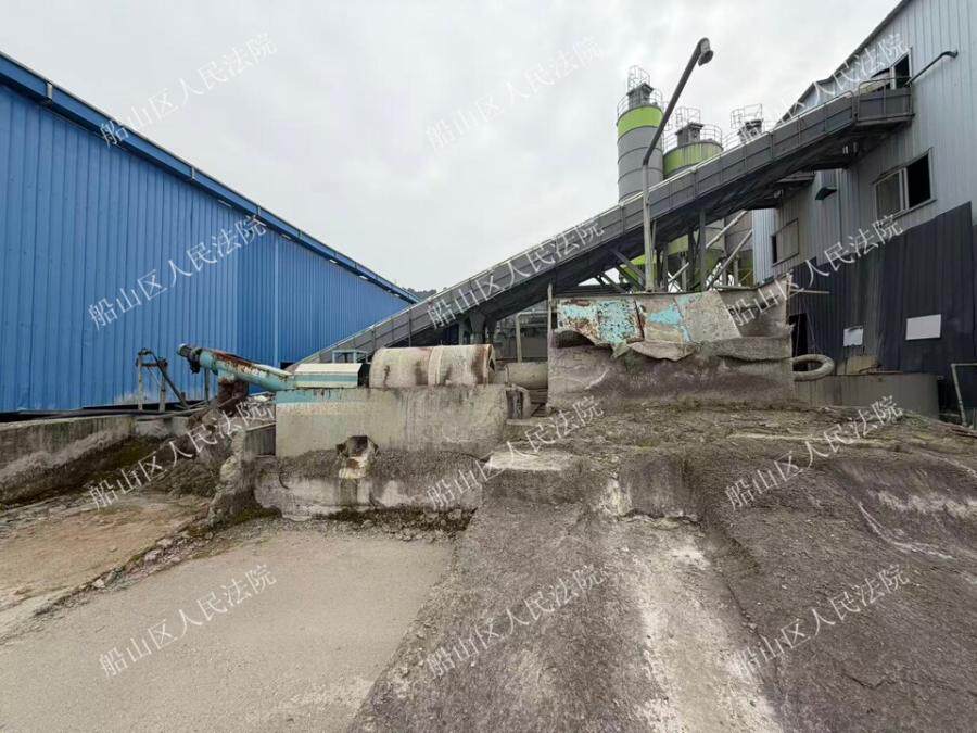 4月13日遂宁某公司所有的一条搅拌生产线及厂区内全部动产网络拍卖公告