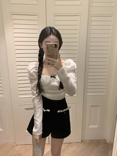 白色衬衫设计女小众感长袖