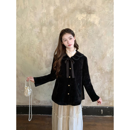 桃可了 心动细节 铃兰刺绣加厚外套上衣+蝴蝶结直筒半裙套装女冬