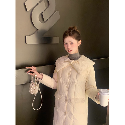 桃可了 初雪柔光 刺绣覆盖领面中长款保暖重工90%白鸭绒羽绒外套