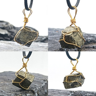 天然黄铁矿原石绕线吊坠 不规则方形黄铜矿愚人金石 闪矿石项链