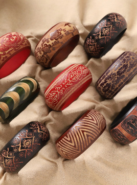 复古宽面雕刻木质手镯新中式