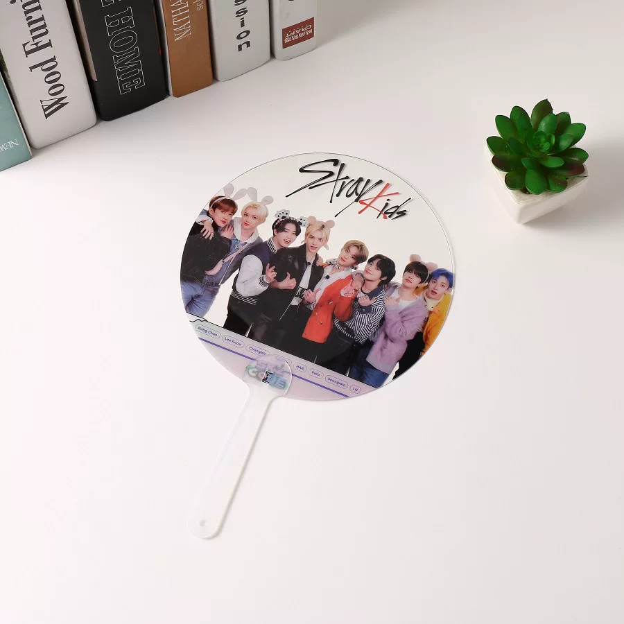StrayKids Twice T*T NT ATeez поддерживает ту же модель вокруг PVC прозрачный вентилятор