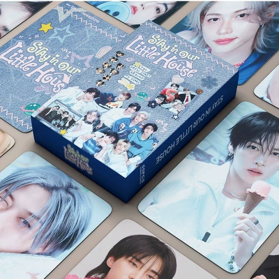 STRAYKIDSinourLittlelomo卡