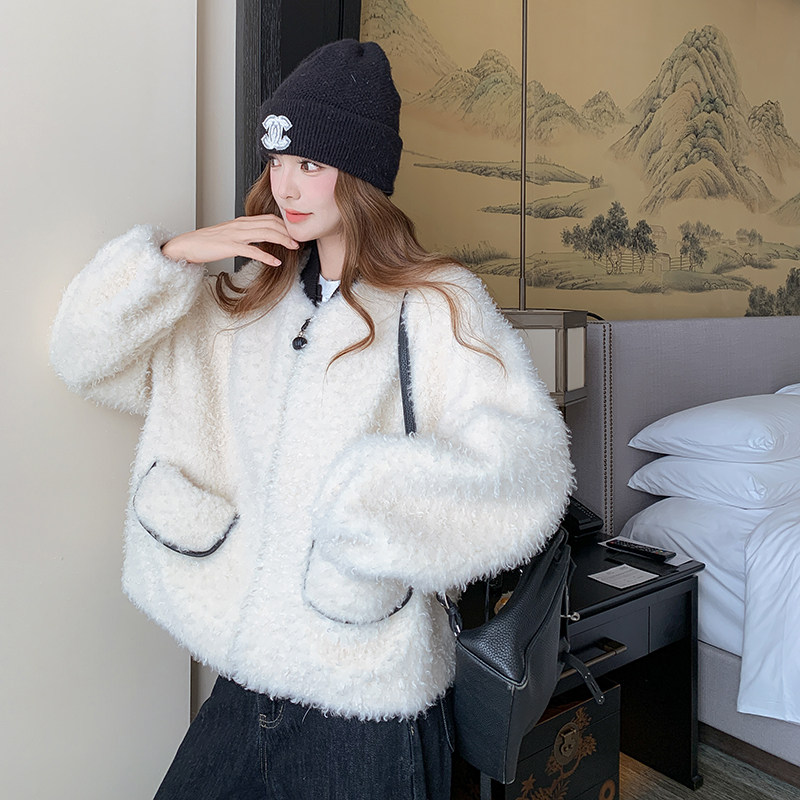 新品皮毛一体外套2D118-6120-P175-K258,女装短外套,2D118