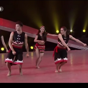 佤族女生演出服娃的祈福舞蹈服装少数民族舞台服六一元旦表演服