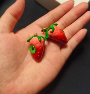 原创小众暗黑草莓眼球眼珠耳环 耳钩 耳钉 耳夹