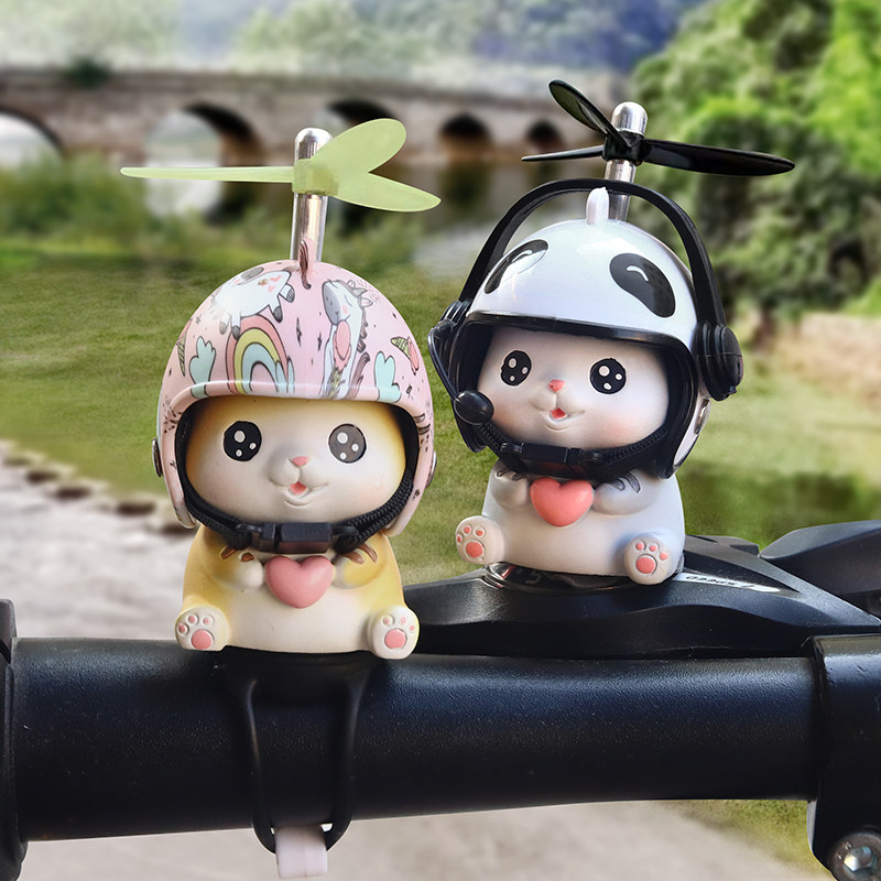 麦克拉仑装饰卡通特价装饰品特价