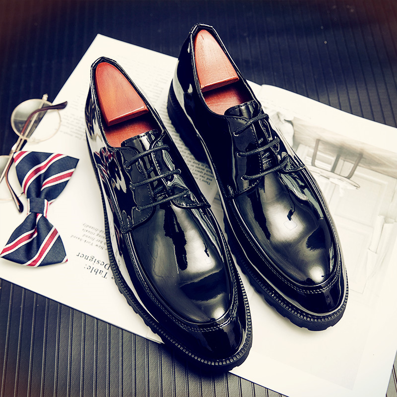 英伦男士尖头皮鞋商务正装休闲鞋